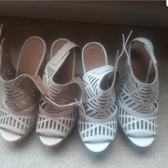 Charlotte Russe Wedges - Picture 4 of 7